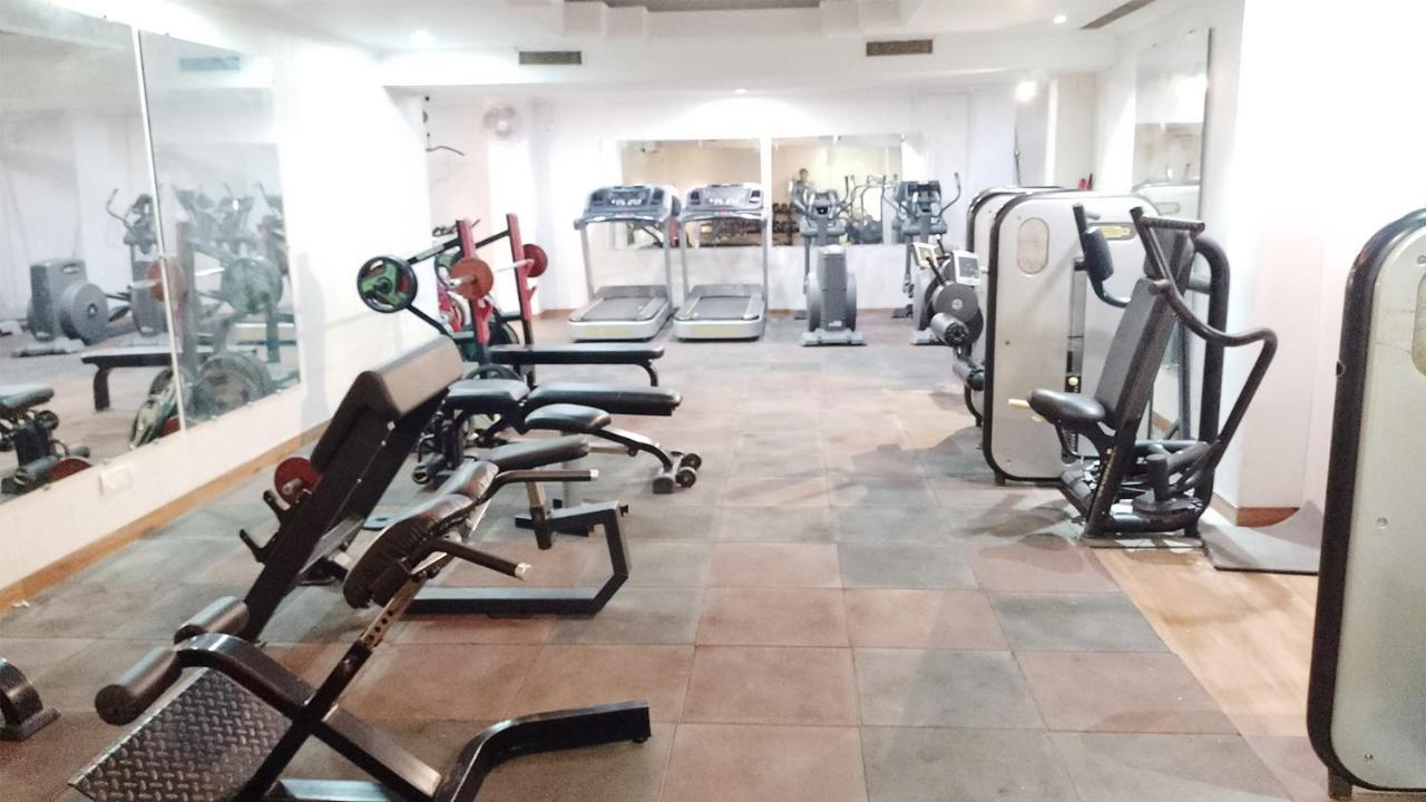 Goa Country Club Hotel Gurgaon Ngoại thất bức ảnh
