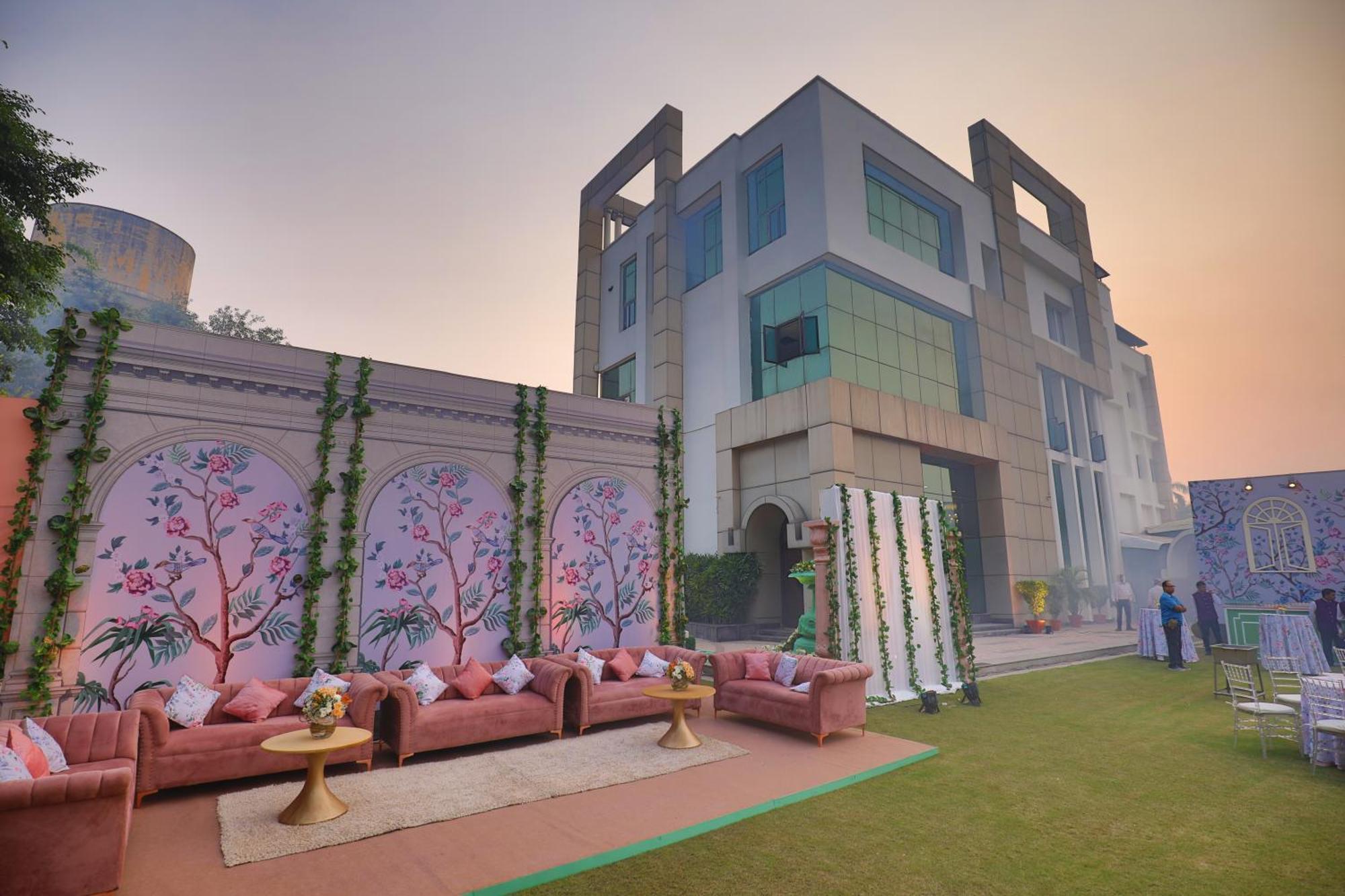Goa Country Club Hotel Gurgaon Ngoại thất bức ảnh