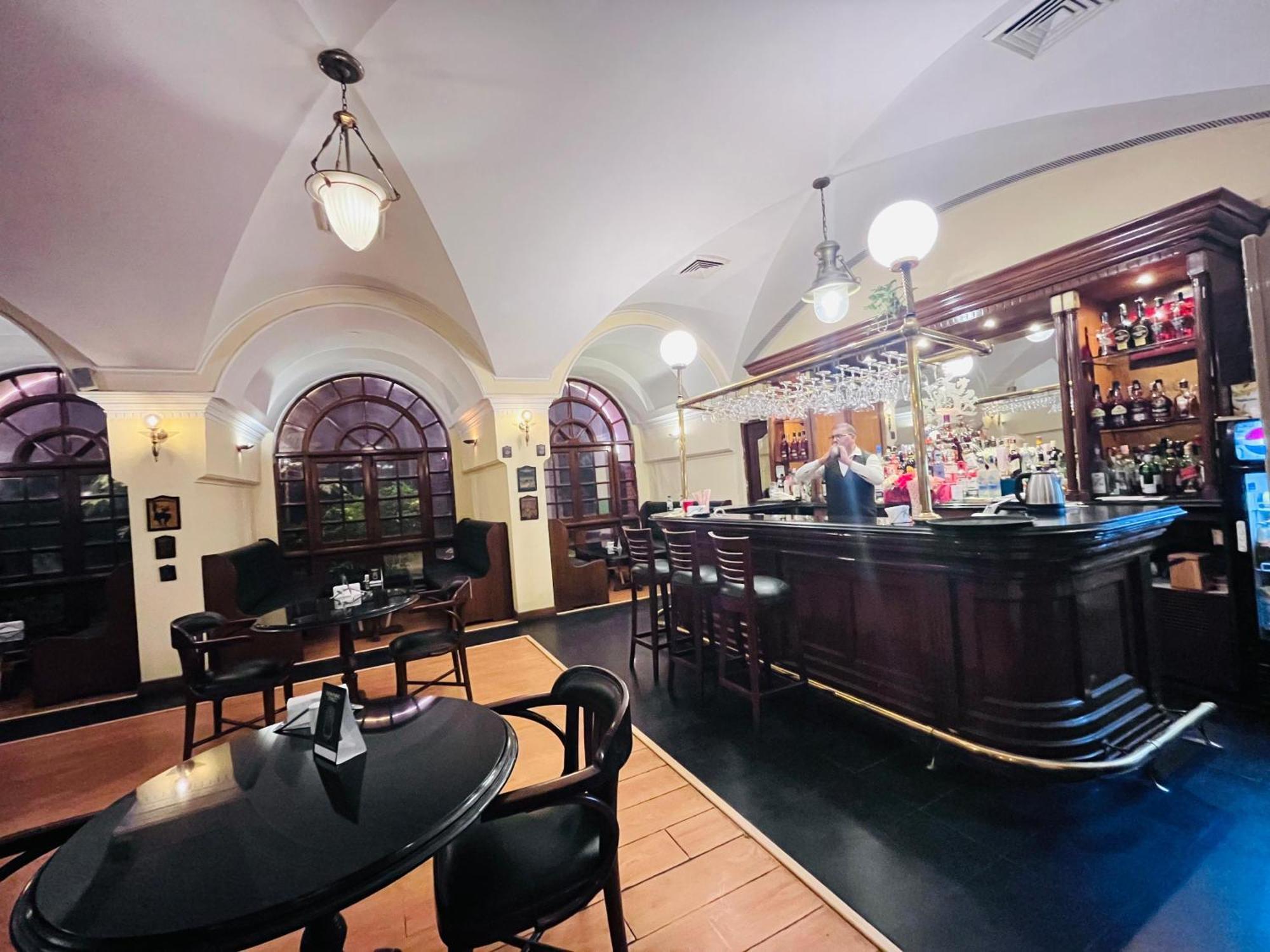 Goa Country Club Hotel Gurgaon Ngoại thất bức ảnh